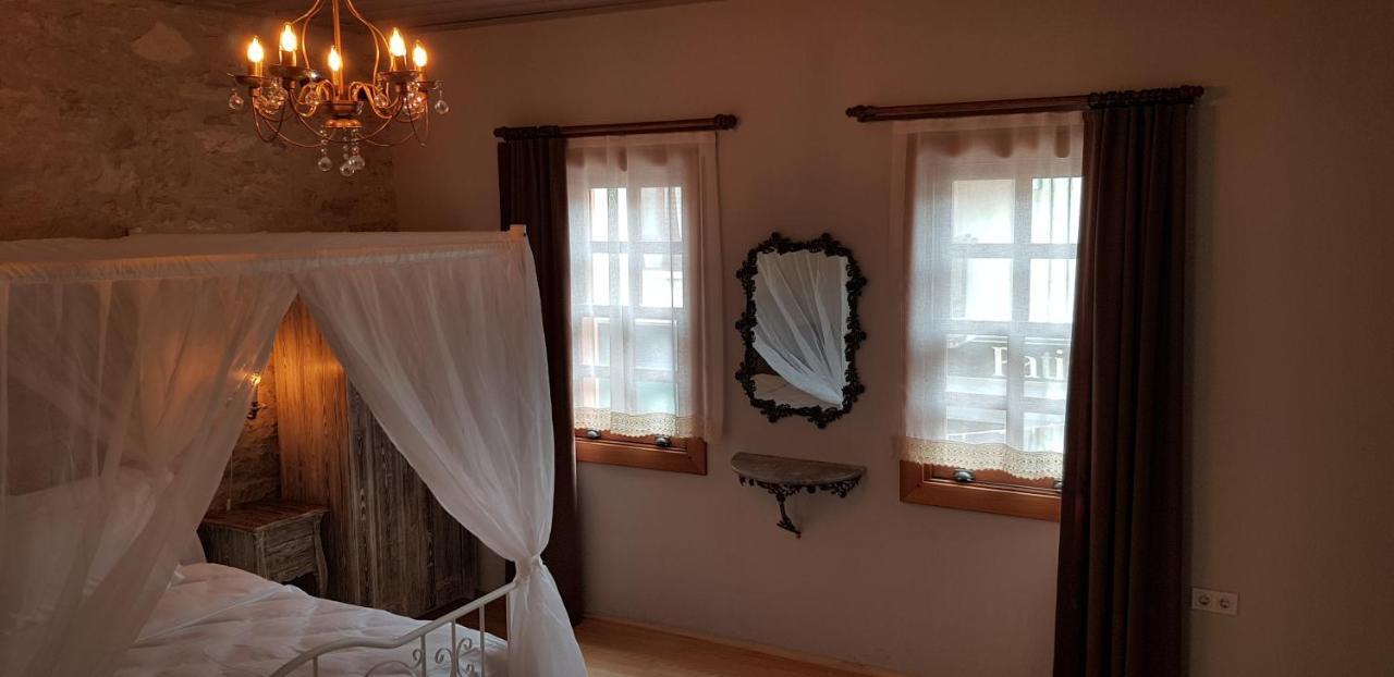 Chakra Suites Urla Esterno foto